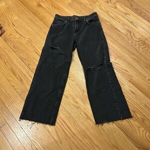 Size 4 black jeans ripped like new Divided